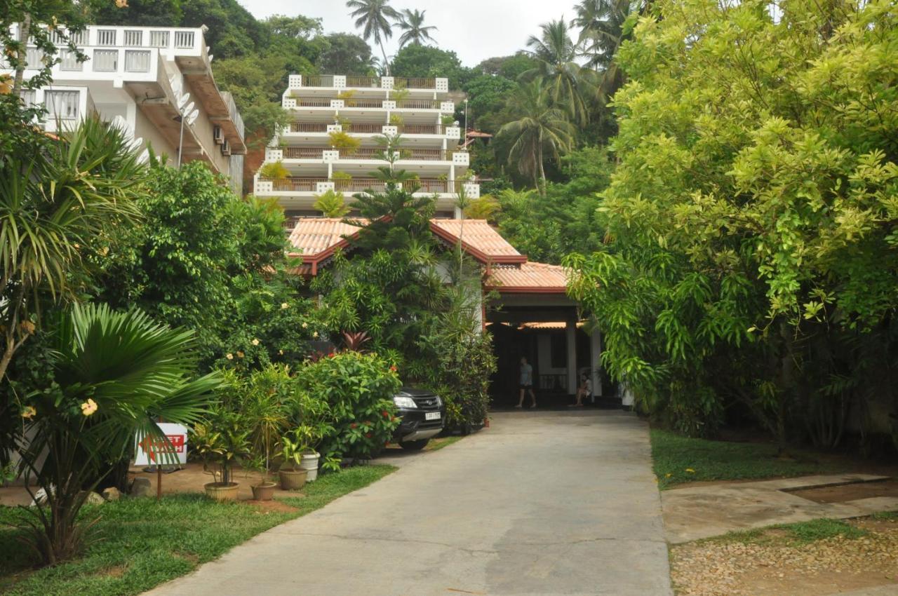 Hotel Silan Mo Mirissa Exterior foto